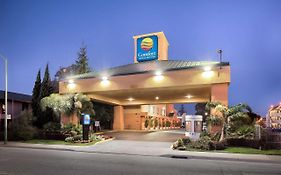 Comfort Inn And Suites Oakland